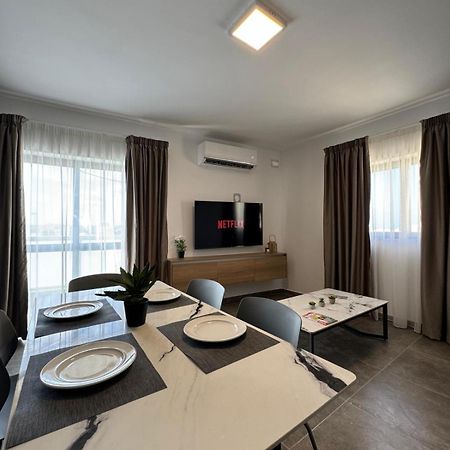 Charming Corner Apartment With Country View 2Br St. Paul's Bay Exterior photo
