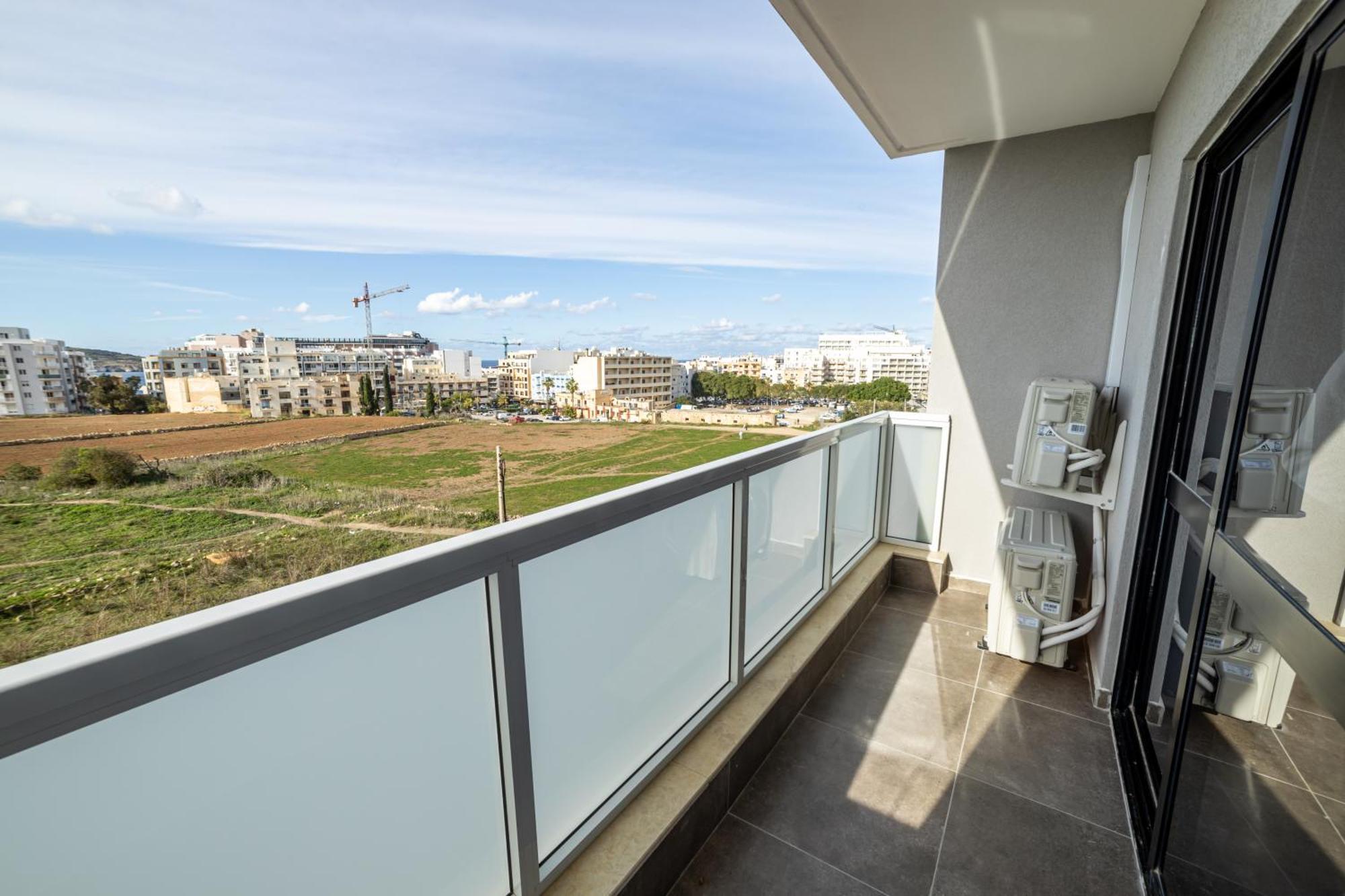 Charming Corner Apartment With Country View 2Br St. Paul's Bay Exterior photo