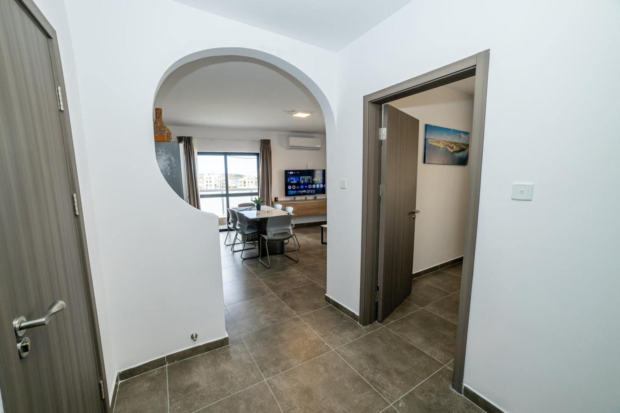 Charming Corner Apartment With Country View 2Br St. Paul's Bay Exterior photo