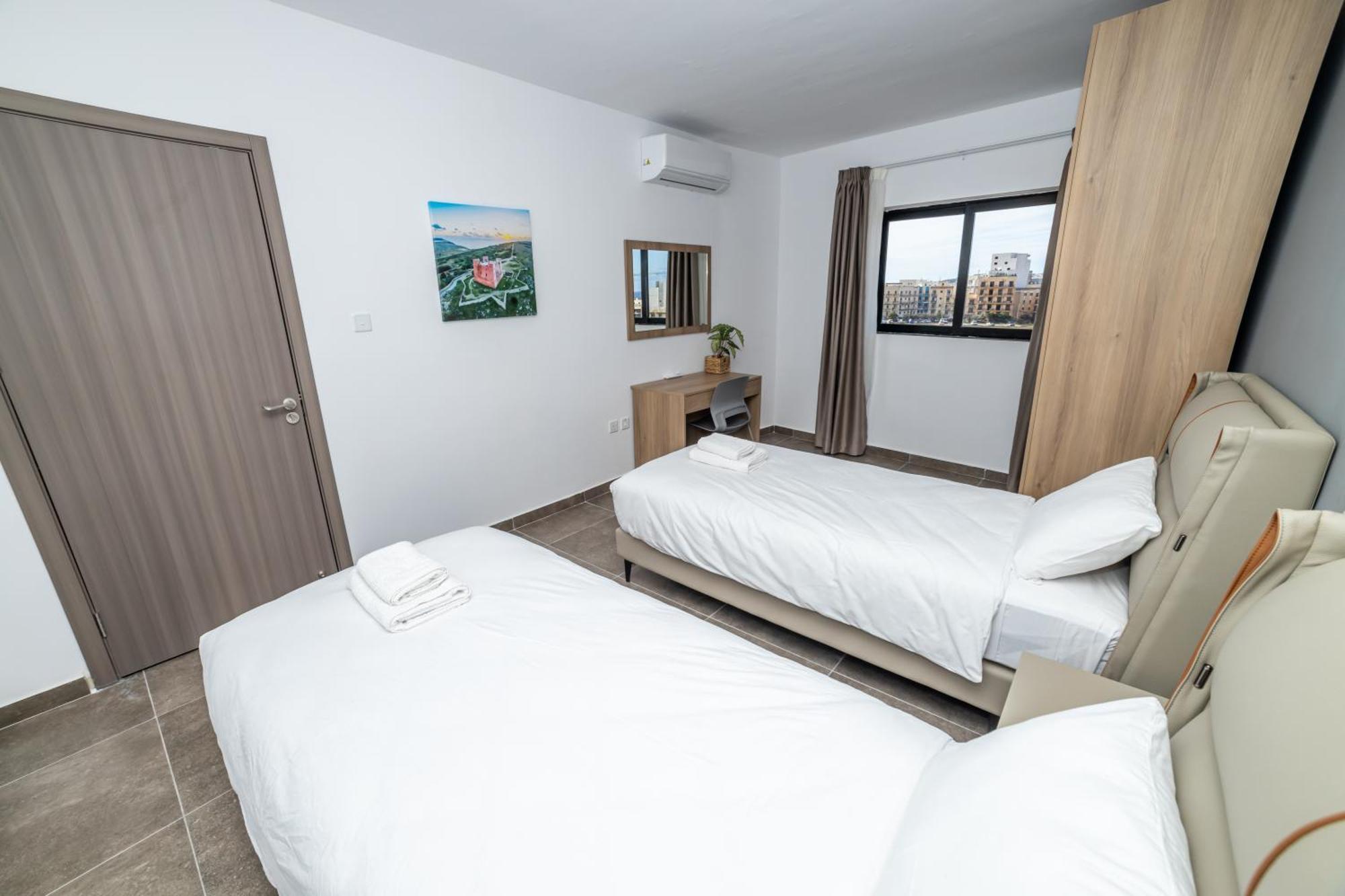 Charming Corner Apartment With Country View 2Br St. Paul's Bay Exterior photo