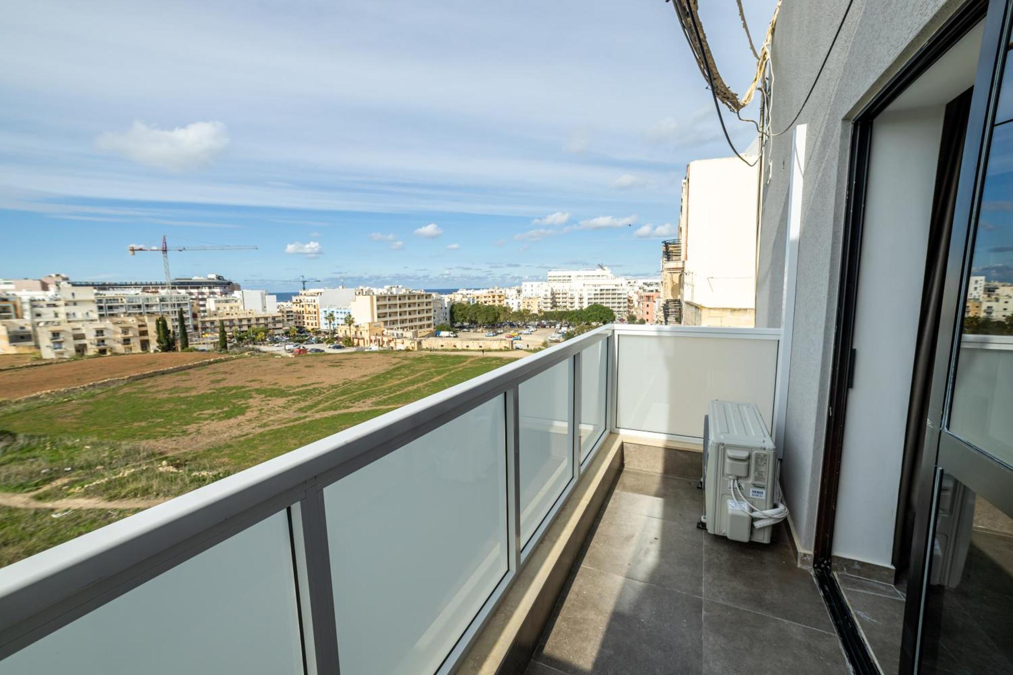 Charming Corner Apartment With Country View 2Br St. Paul's Bay Exterior photo